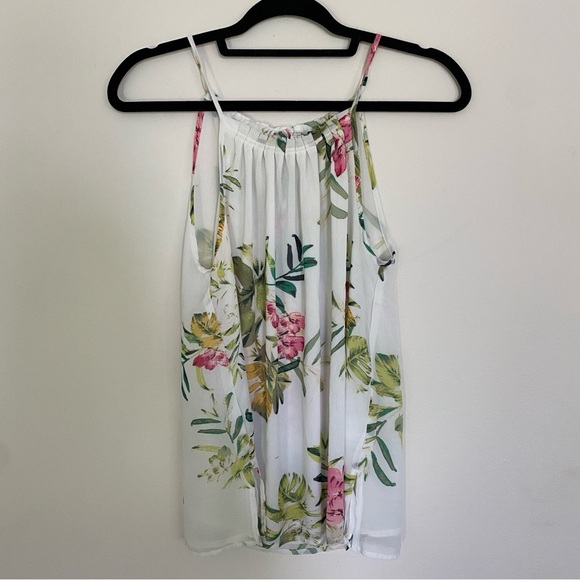 NY & Co. Tropical Printed Pleated Tank - Picture 1 of 7
